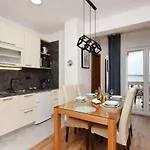 Apartment By The Sea Starigrad, Paklenica - 14113 *