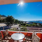 Apartment By The Sea Starigrad, Paklenica - 14113 Starigrad Paklenica