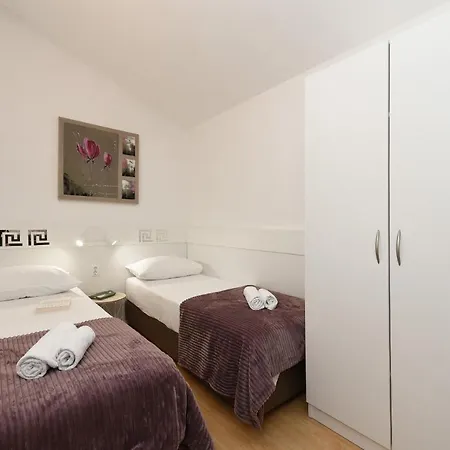 By The Sea Starigrad, Paklenica - 14113 Lägenhet