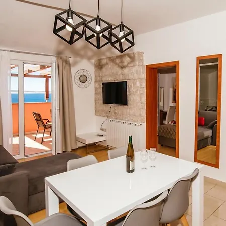 By The Sea Starigrad, Paklenica - 14113 * 斯塔利格拉德-帕克利尼卡