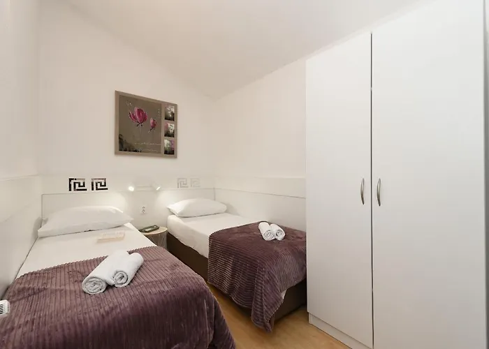 By The Sea Starigrad, Paklenica - 14113 Appartement